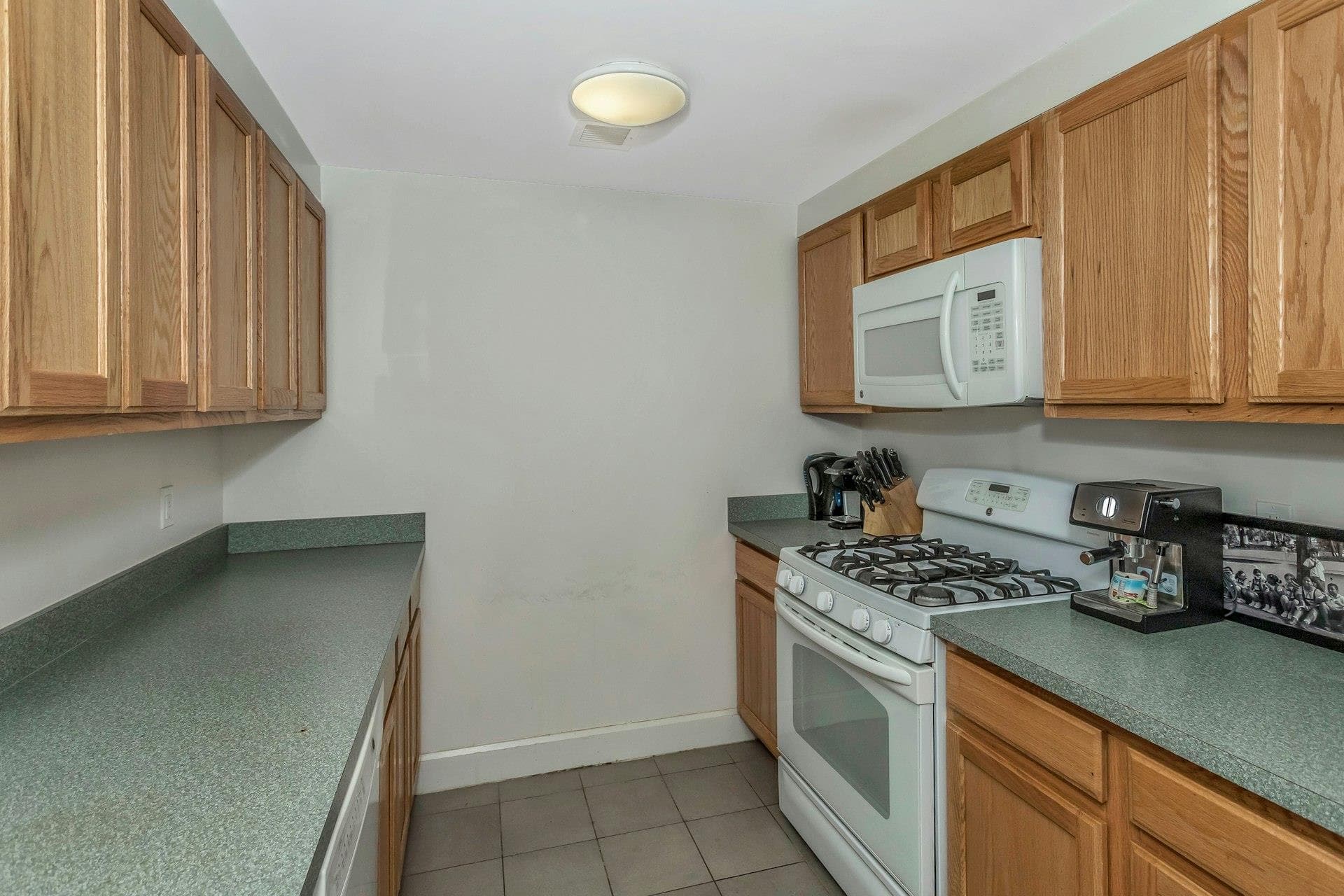1885 Lexington Avenue Unit: 5B thumbnail 12