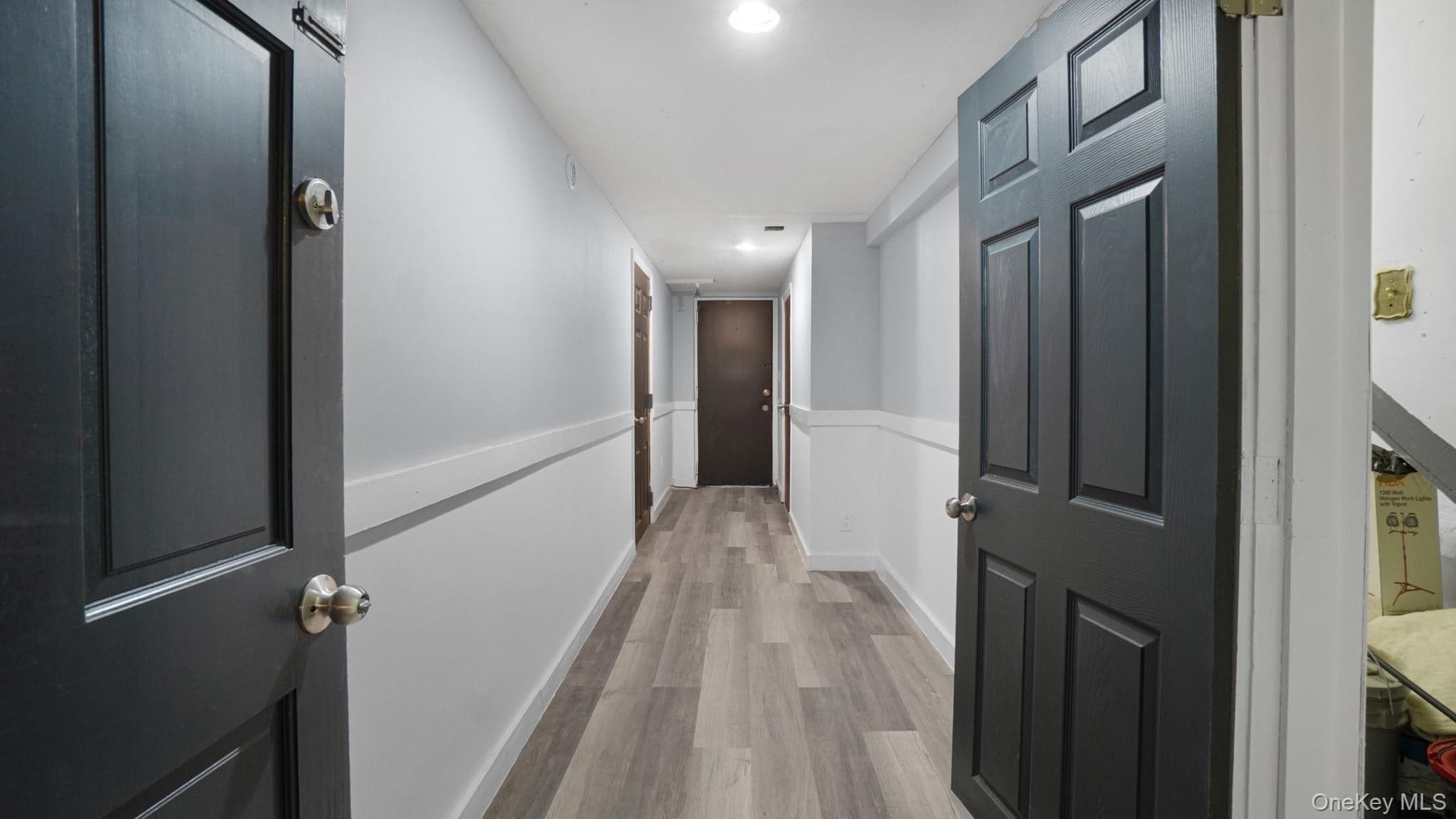 320 E 235th Street thumbnail 21