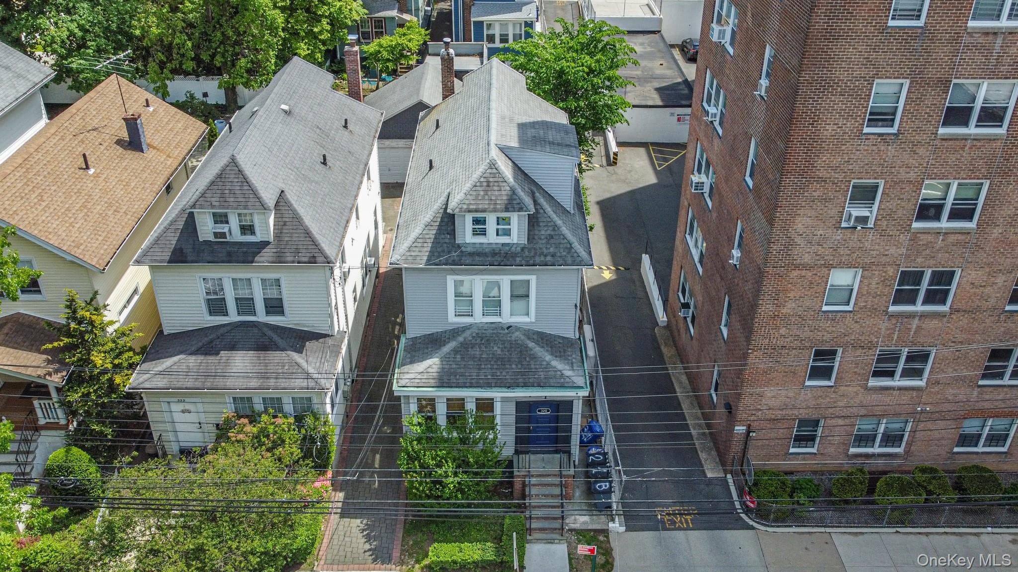 320 E 235th Street thumbnail 25