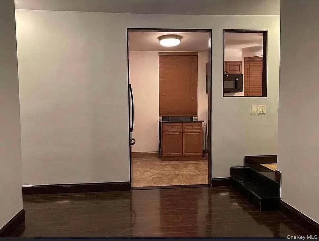 21-06 35th Street Unit: 1B thumbnail 10