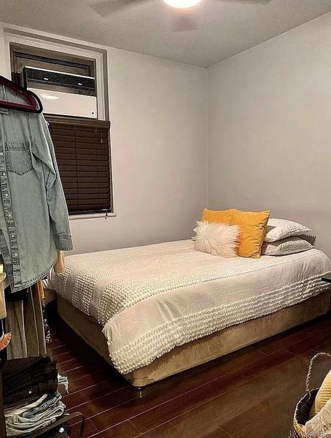21-06 35th Street Unit: 1B thumbnail 15