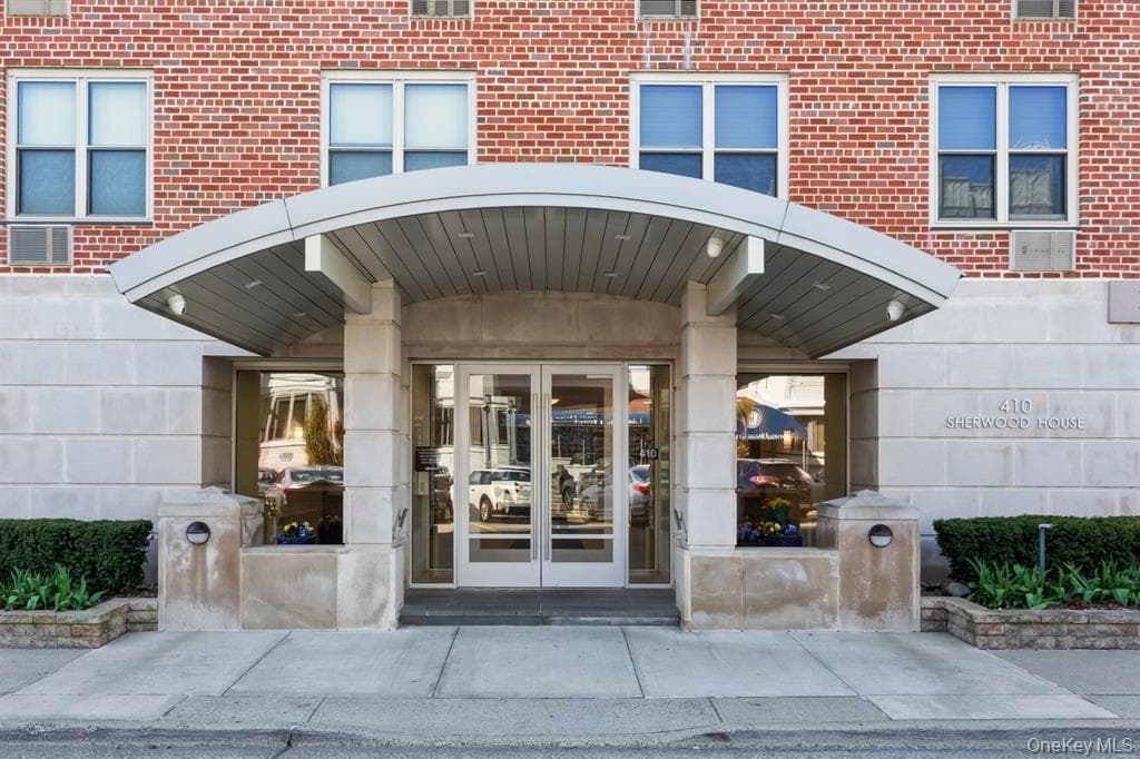 410 E Broadway Unit: 4T, Long Beach