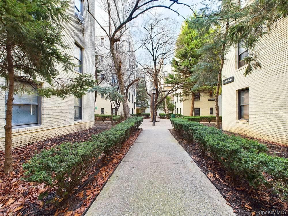 21-58 35 Street St Unit: 1E thumbnail 17