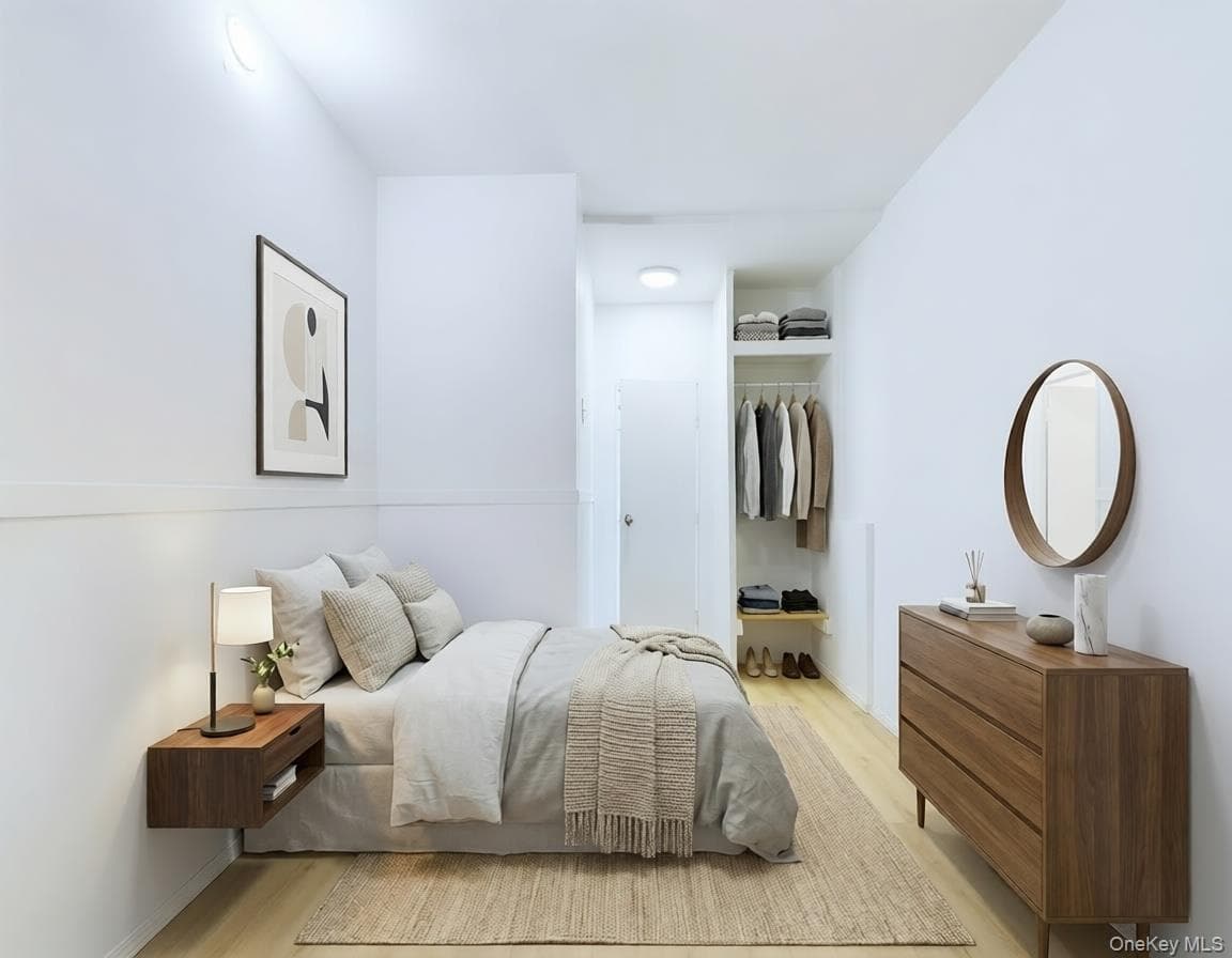 21-58 35 Street St Unit: 1E, Astoria