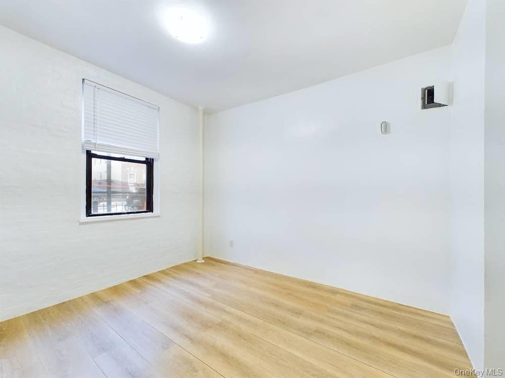 21-58 35 Street St Unit: 1E thumbnail 5