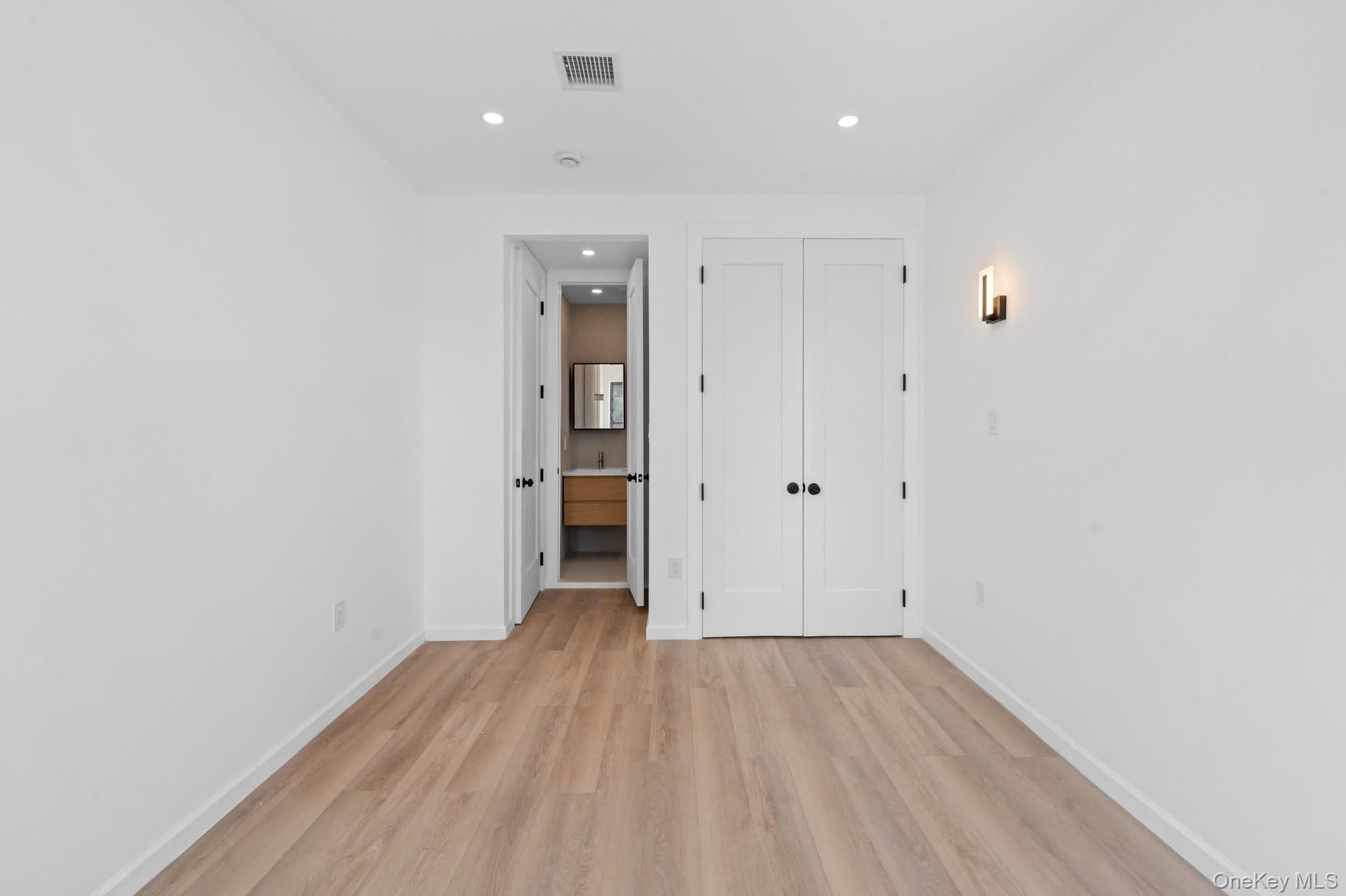 35 Euclid Avenue thumbnail 7