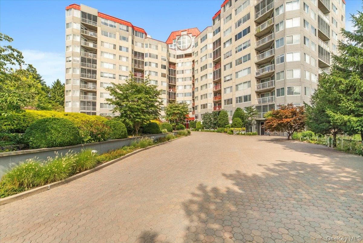 10 Stewart Place Unit: 9CE thumbnail 2