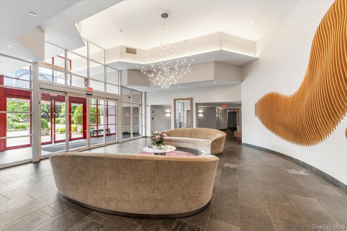 10 Stewart Place Unit: 9CE thumbnail 4