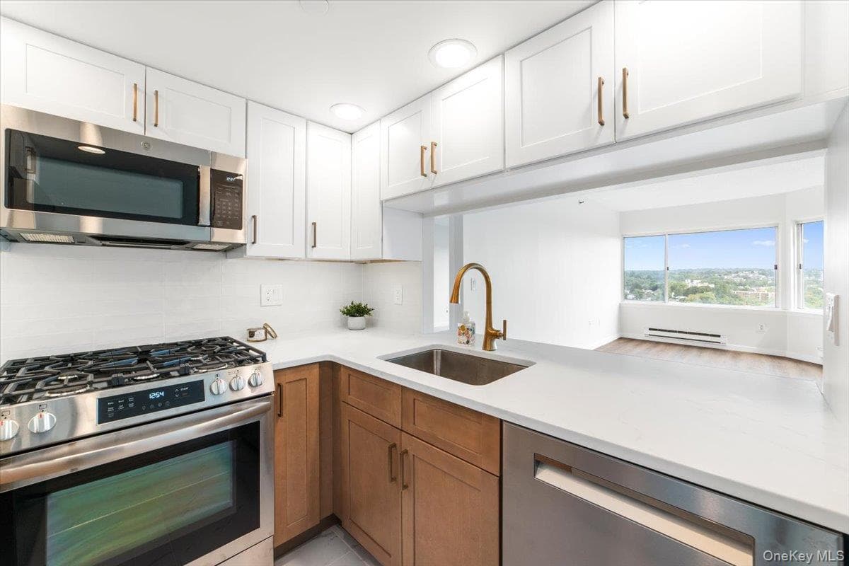 10 Stewart Place Unit: 9CE thumbnail 9