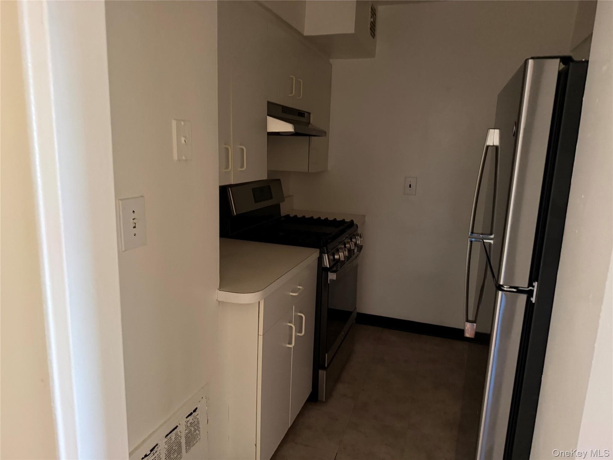 120 S Park Avenue Unit: 2-B thumbnail 4