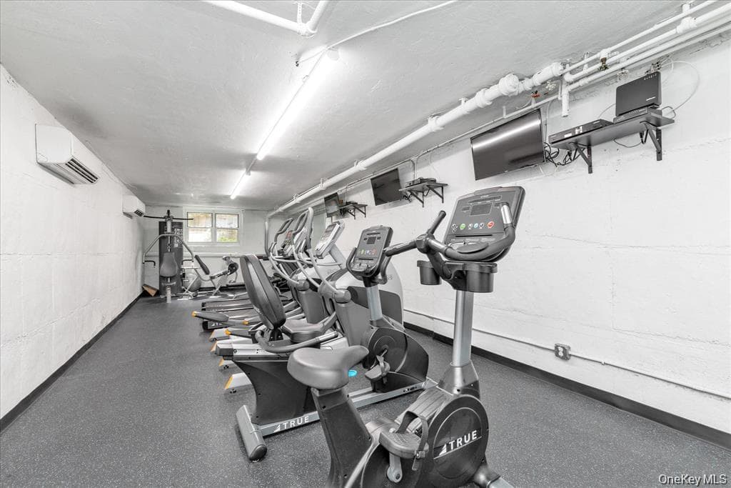 120 S Park Avenue Unit: 2-B thumbnail 10