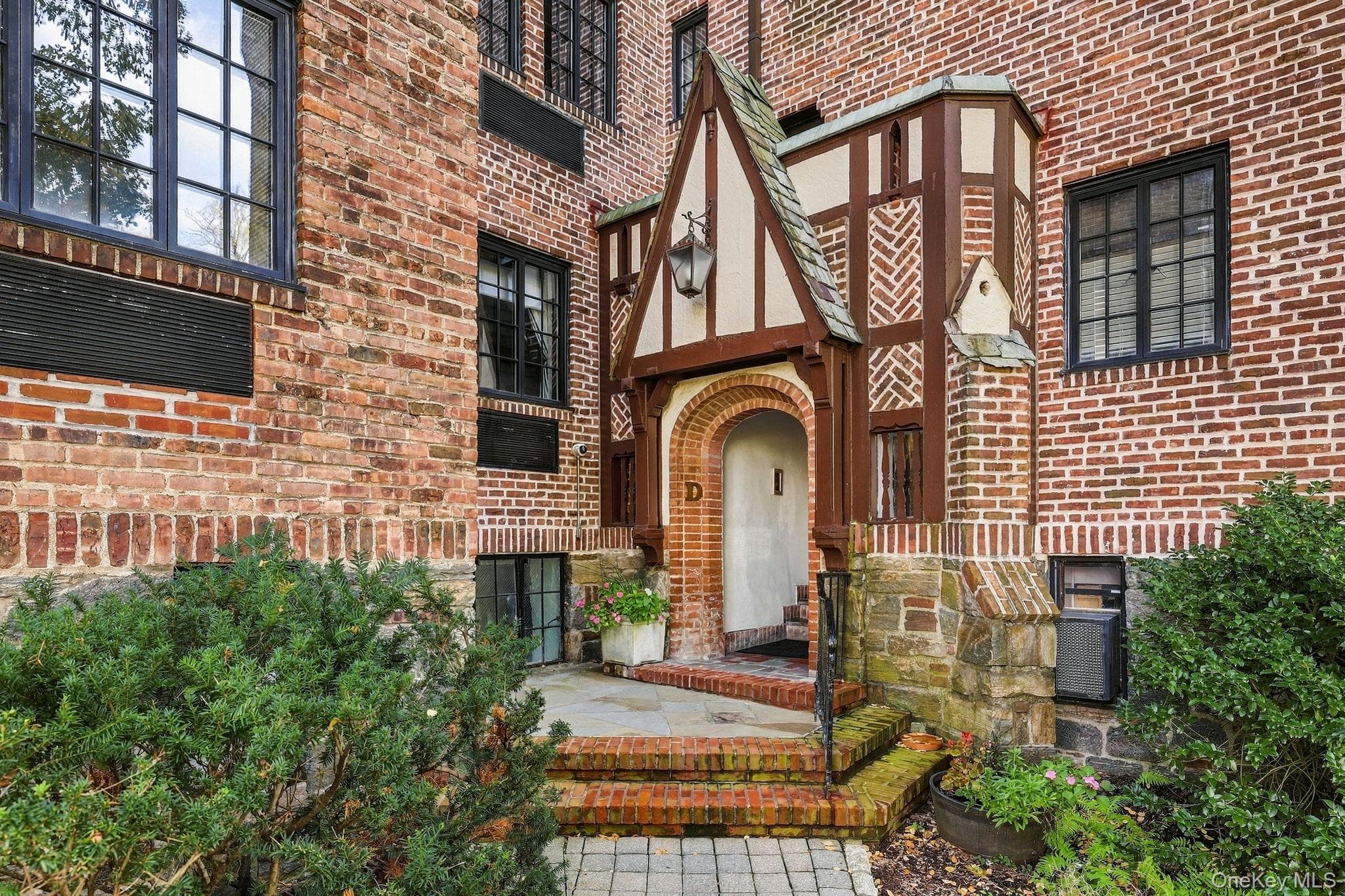 66 Milton Road Unit: D43 thumbnail 4
