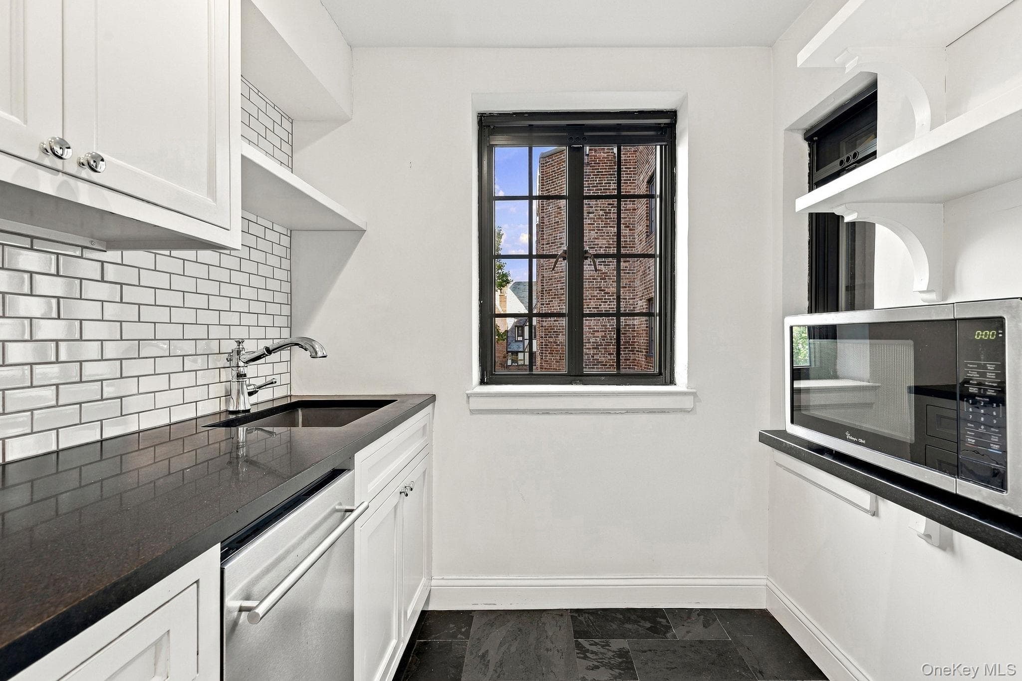 66 Milton Road Unit: D43 thumbnail 9