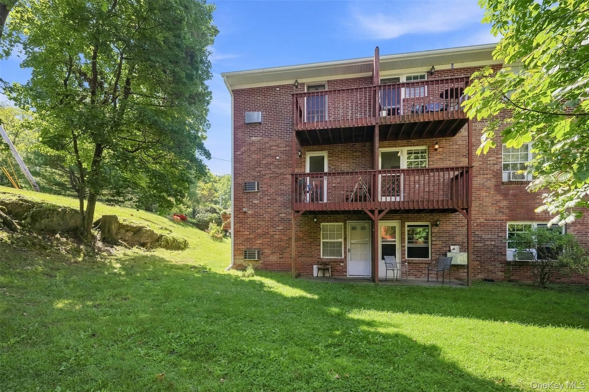19 Huguenot Street Unit: 3 thumbnail 22