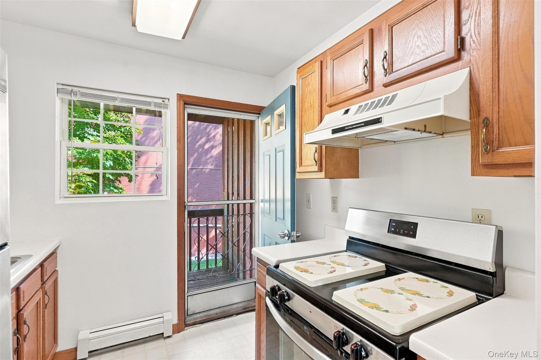 19 Huguenot Street Unit: 3 thumbnail 8
