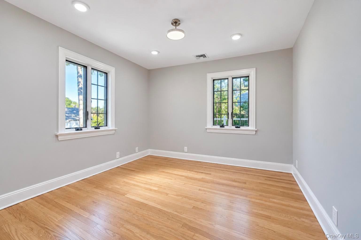 18 Pond Park Road thumbnail 22