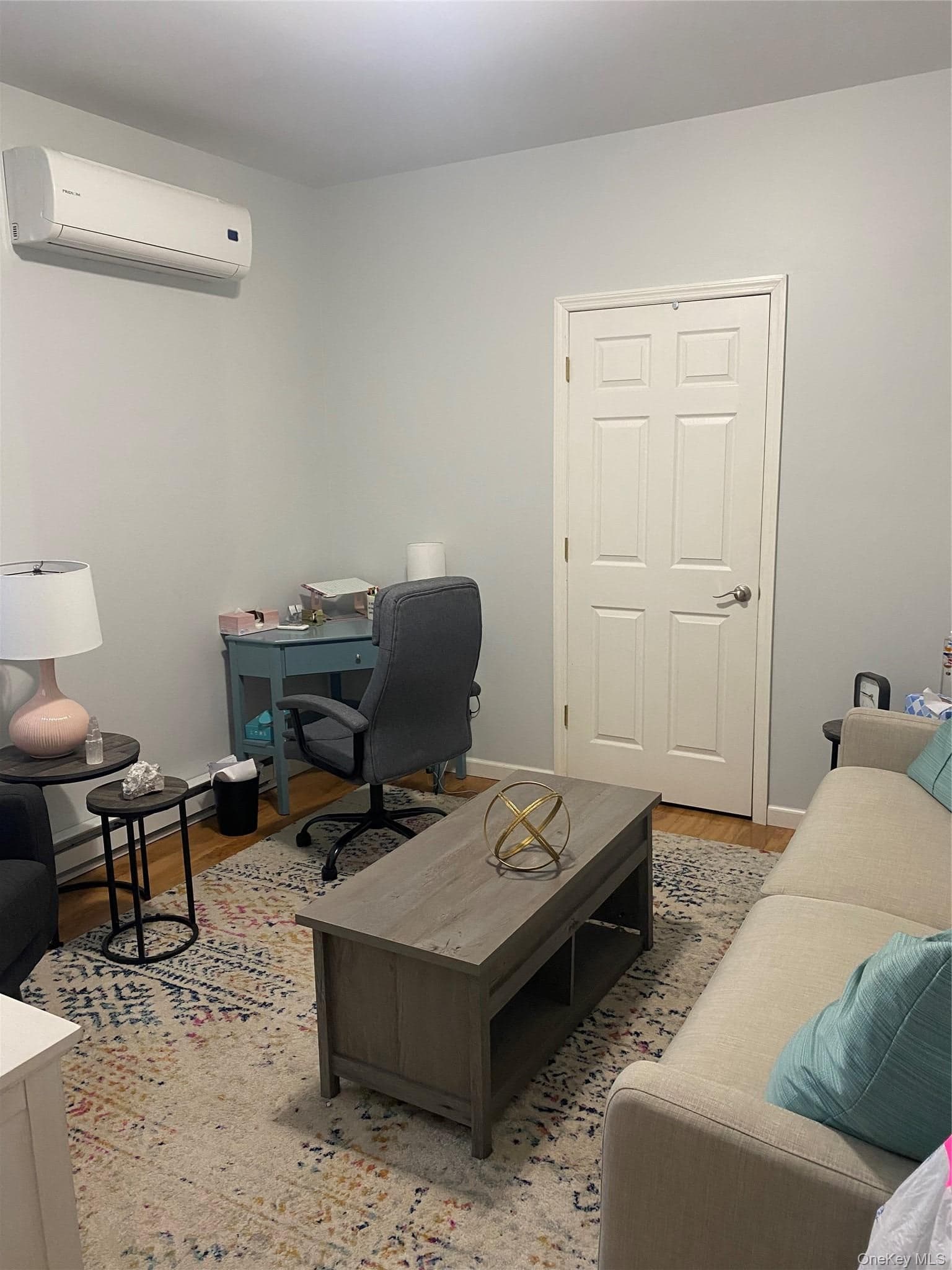 136 Jersey Avenue thumbnail 9