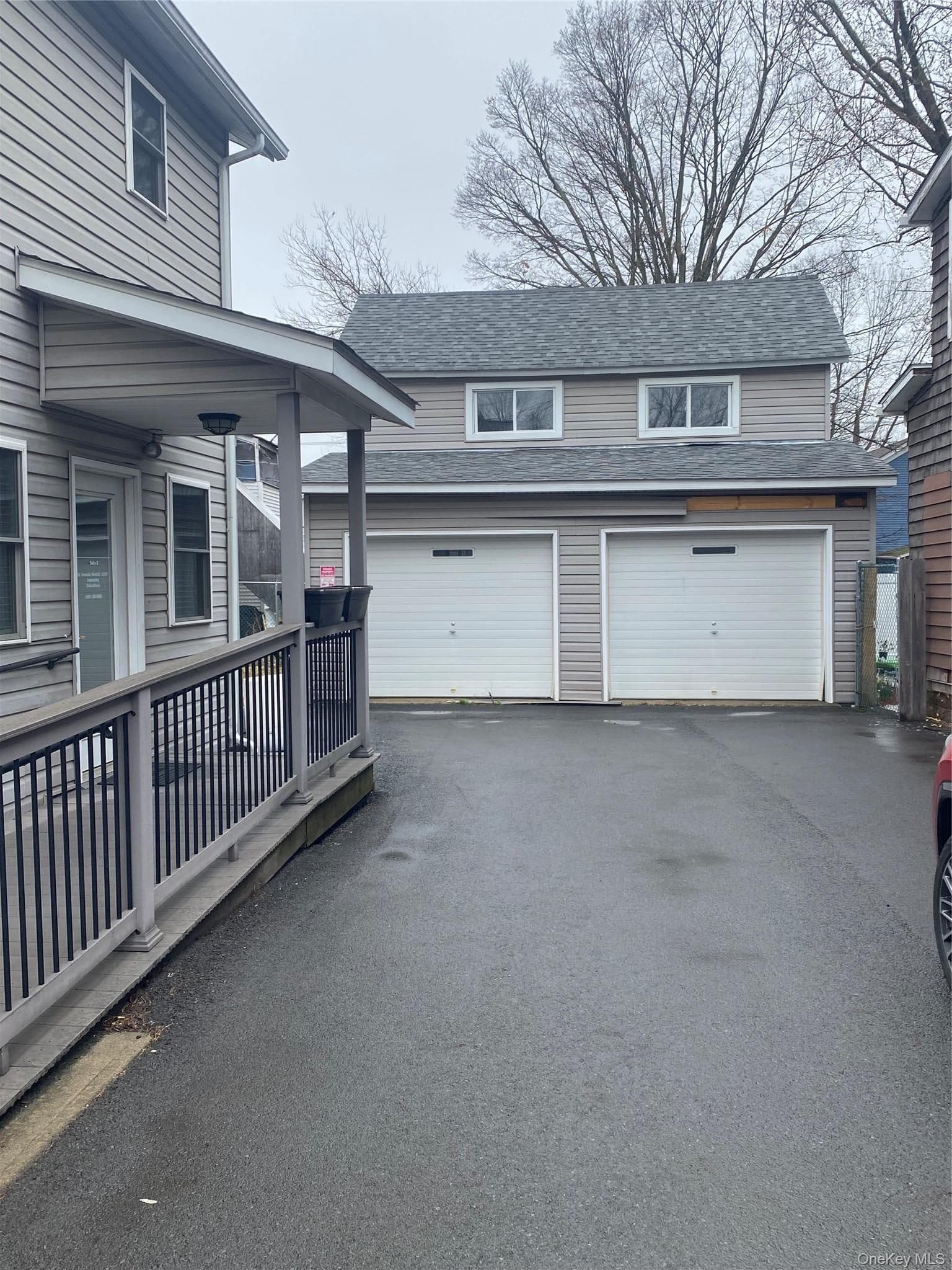 136 Jersey Avenue thumbnail 2