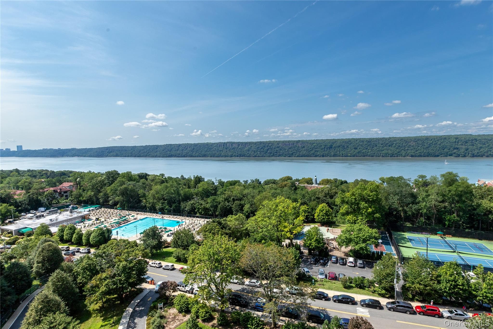 5800 Arlington Avenue Unit: 16N thumbnail 20