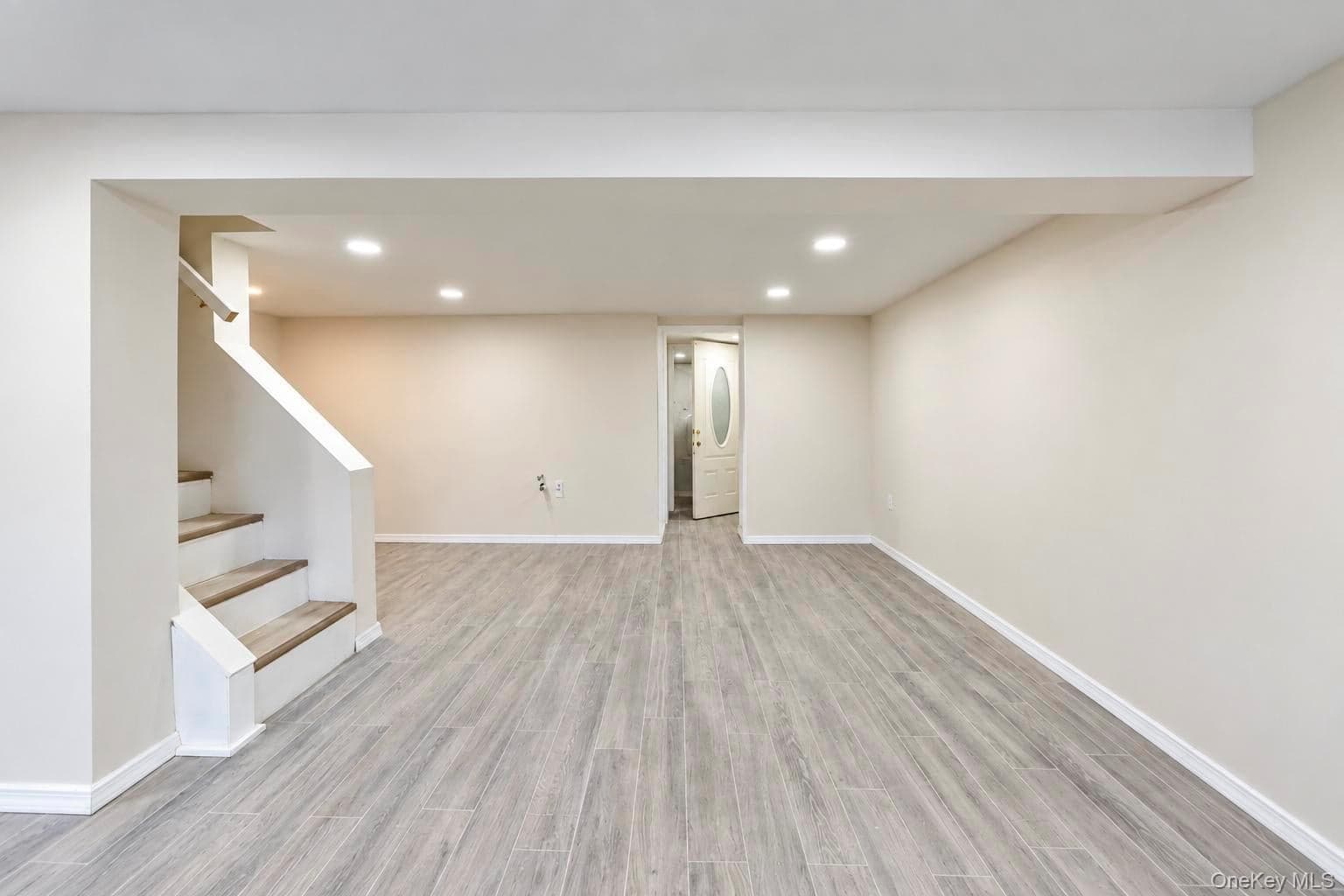 93 Vermont Avenue thumbnail 45