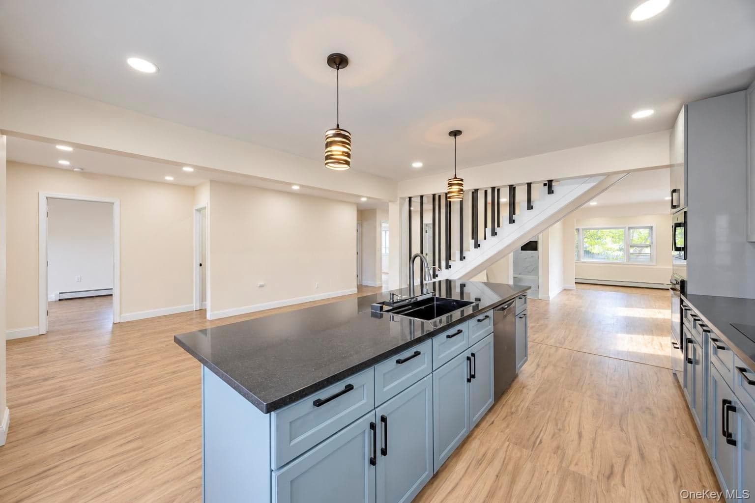 93 Vermont Avenue thumbnail 15