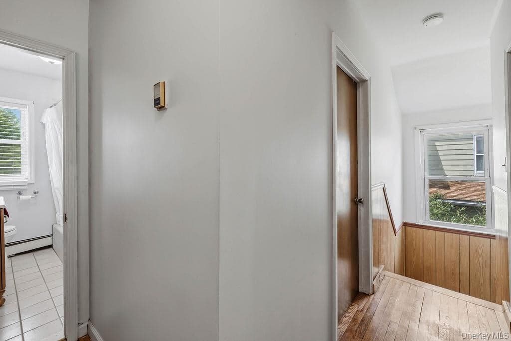 29 Blauvelt Avenue thumbnail 15