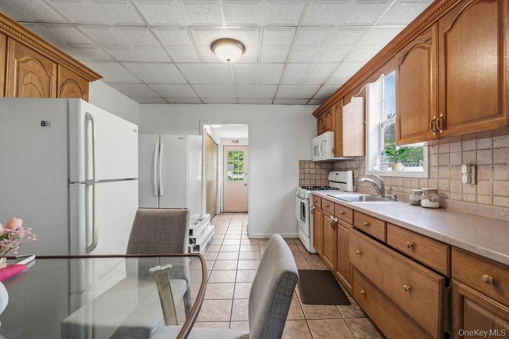 29 Blauvelt Avenue thumbnail 11