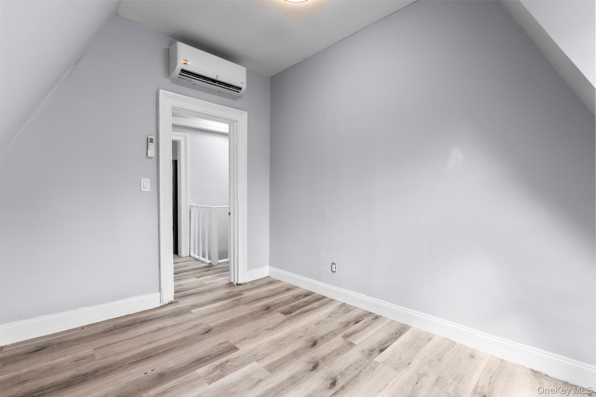 155 Buena Vista Avenue thumbnail 11