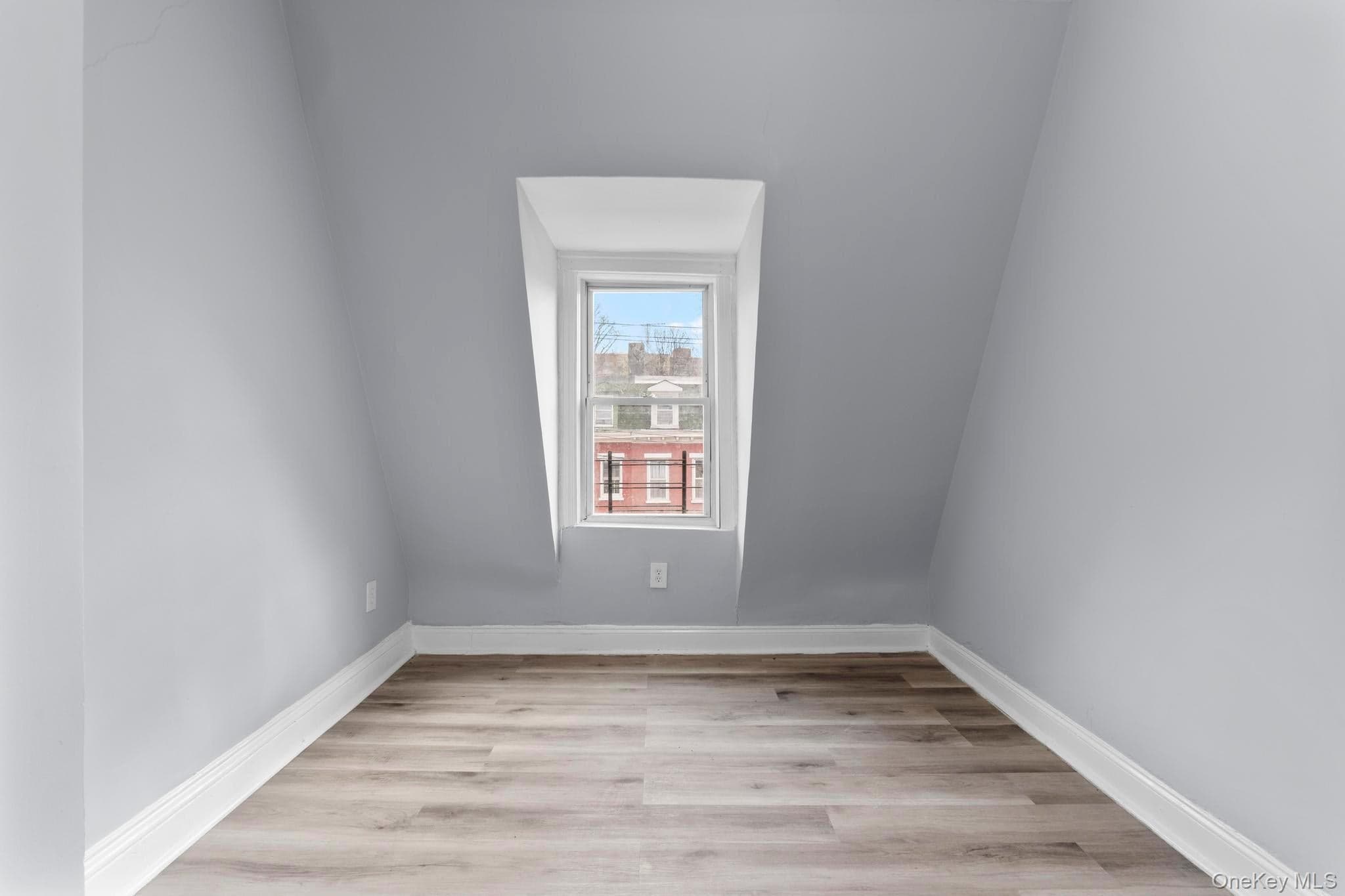 155 Buena Vista Avenue thumbnail 10
