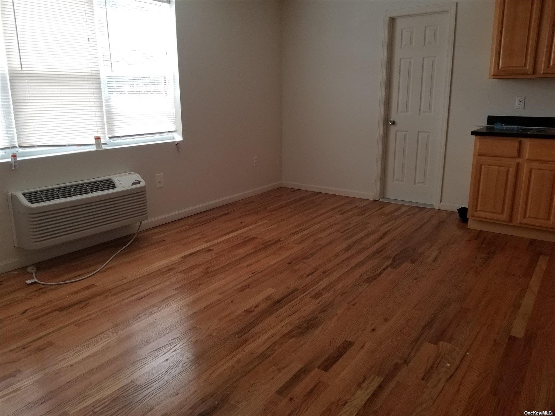 3530 Mickle Avenue thumbnail 8