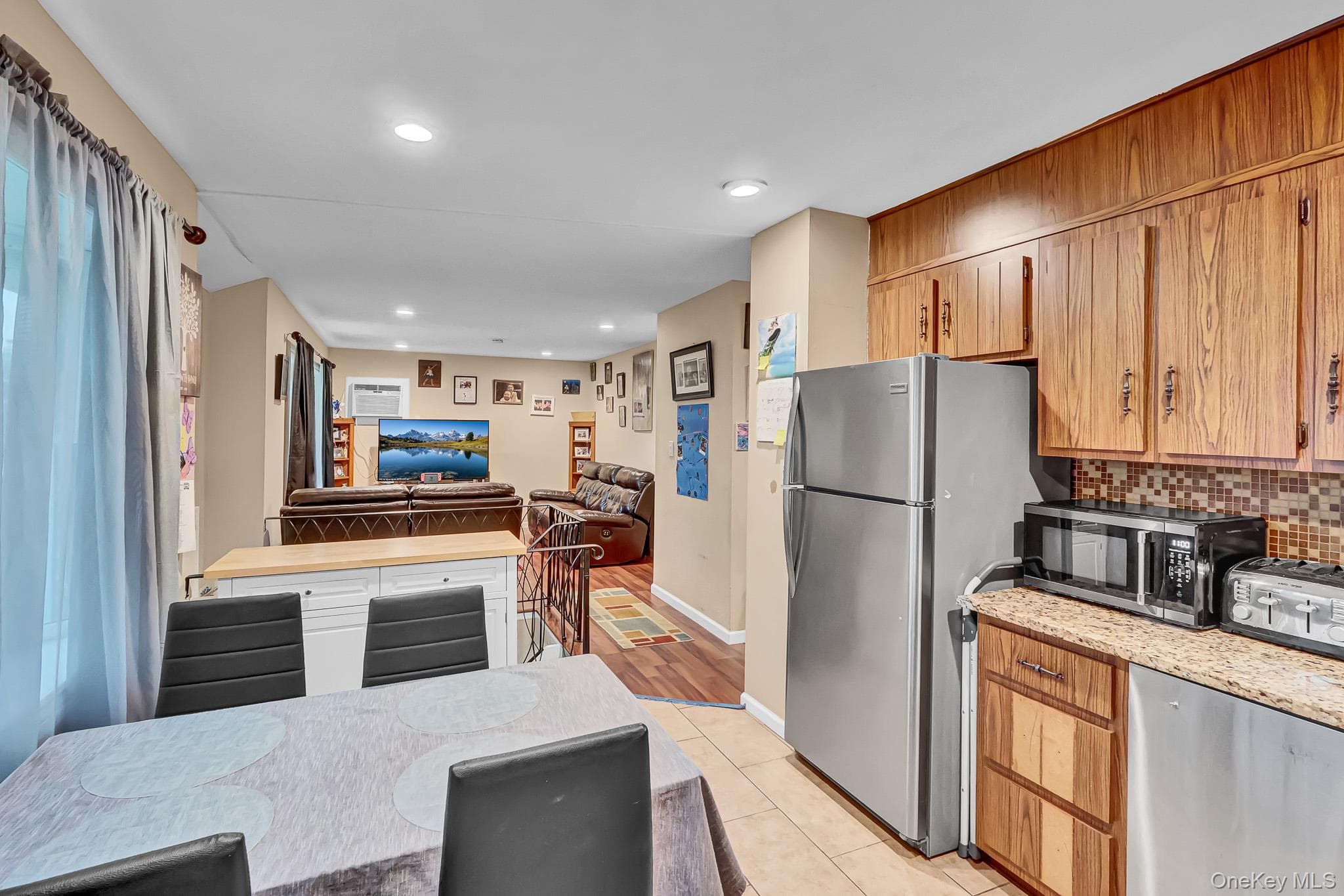 24 Charter Road thumbnail 2