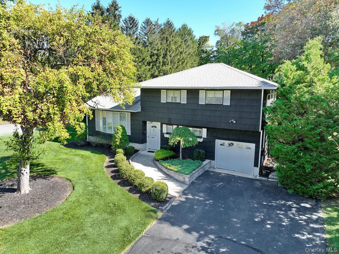 34 Radcliff Drive thumbnail 2