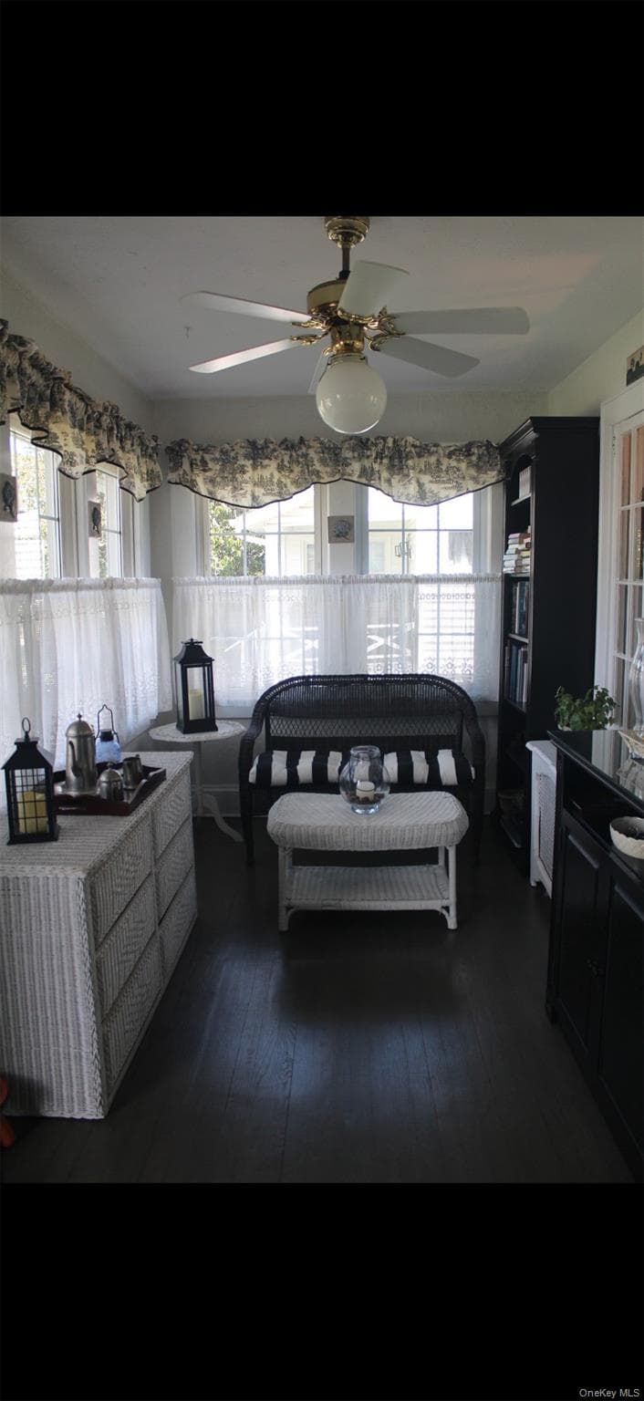 992 Davison Place thumbnail 6