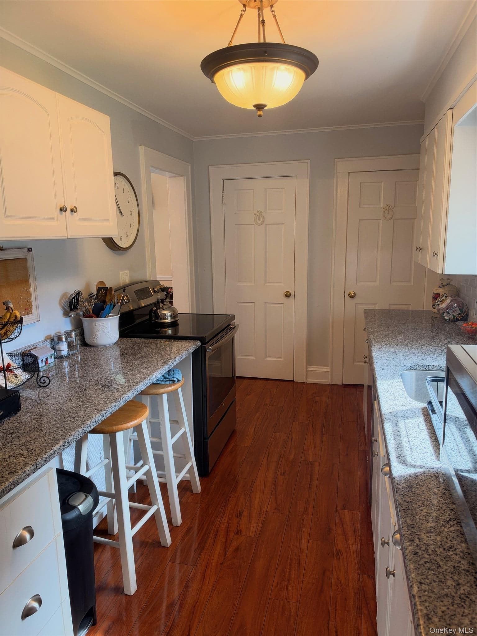 992 Davison Place thumbnail 17