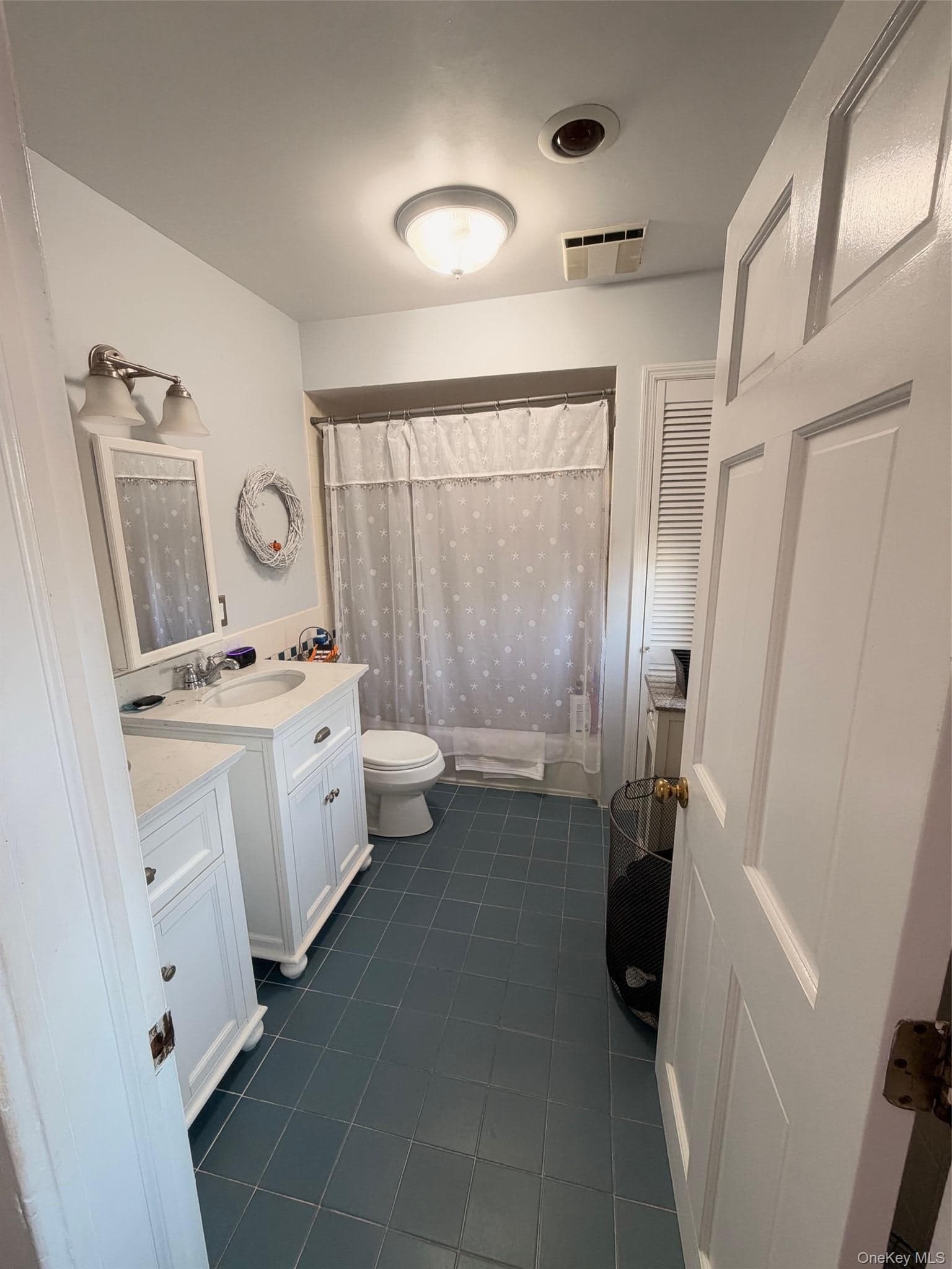 992 Davison Place thumbnail 23