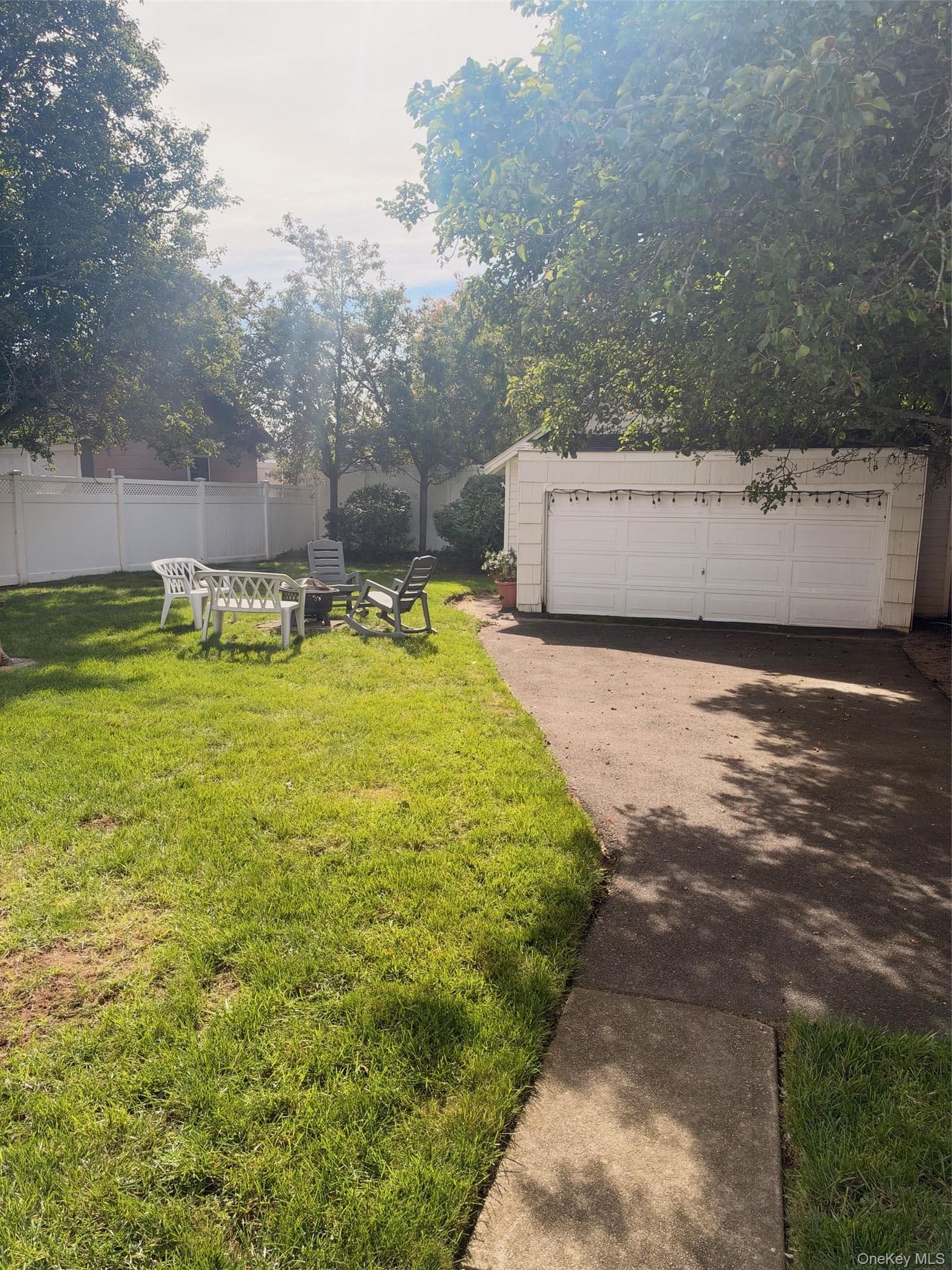 992 Davison Place thumbnail 33