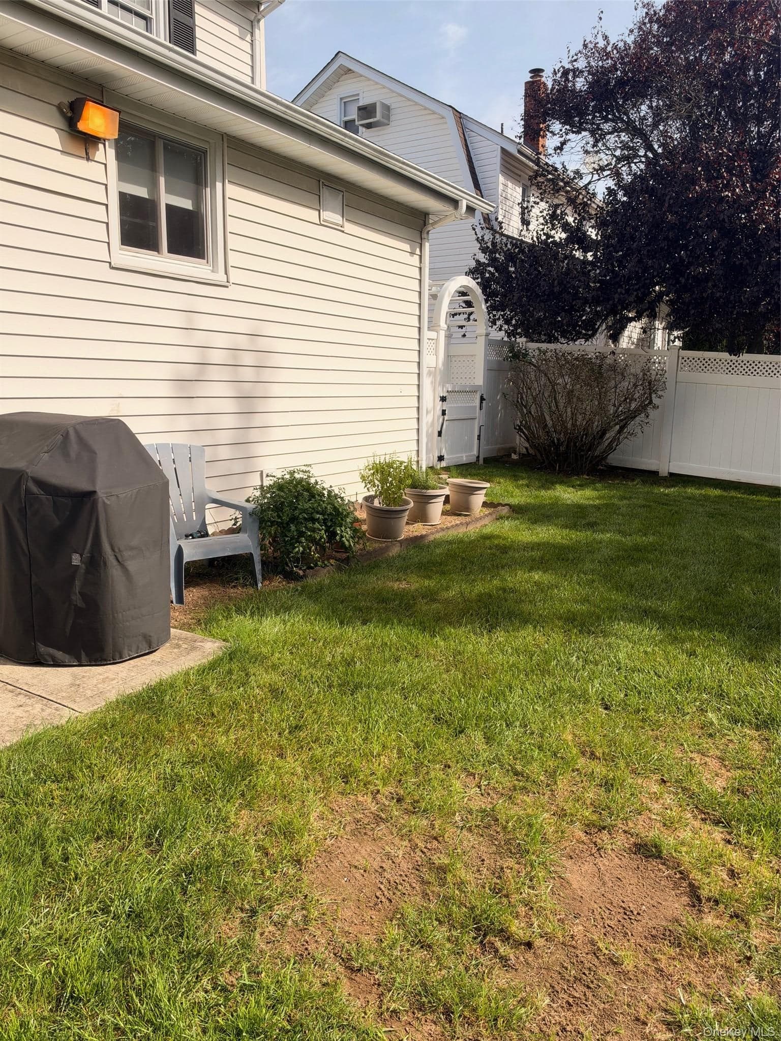 992 Davison Place thumbnail 35