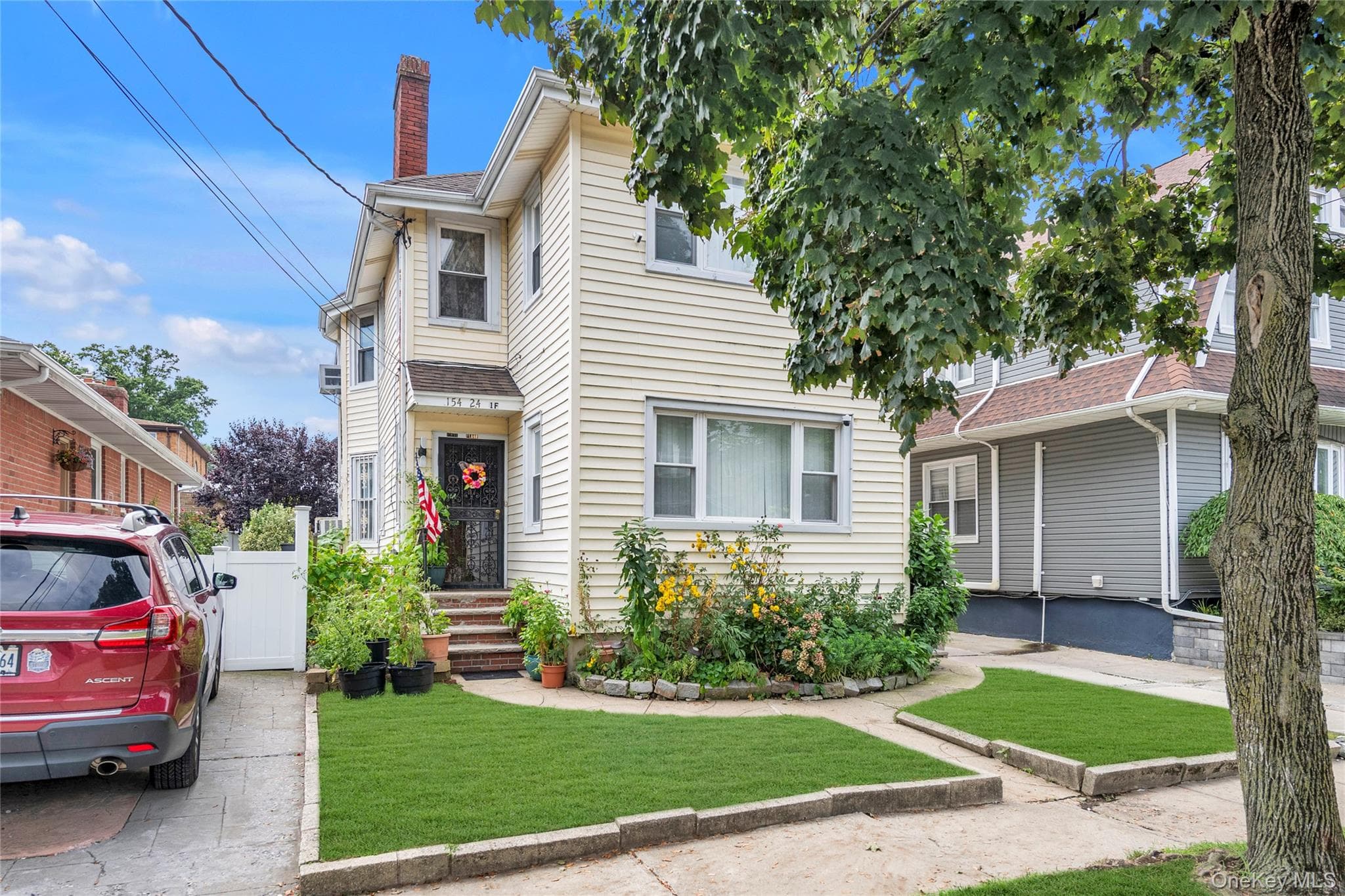 15424 12th Road, Whitestone