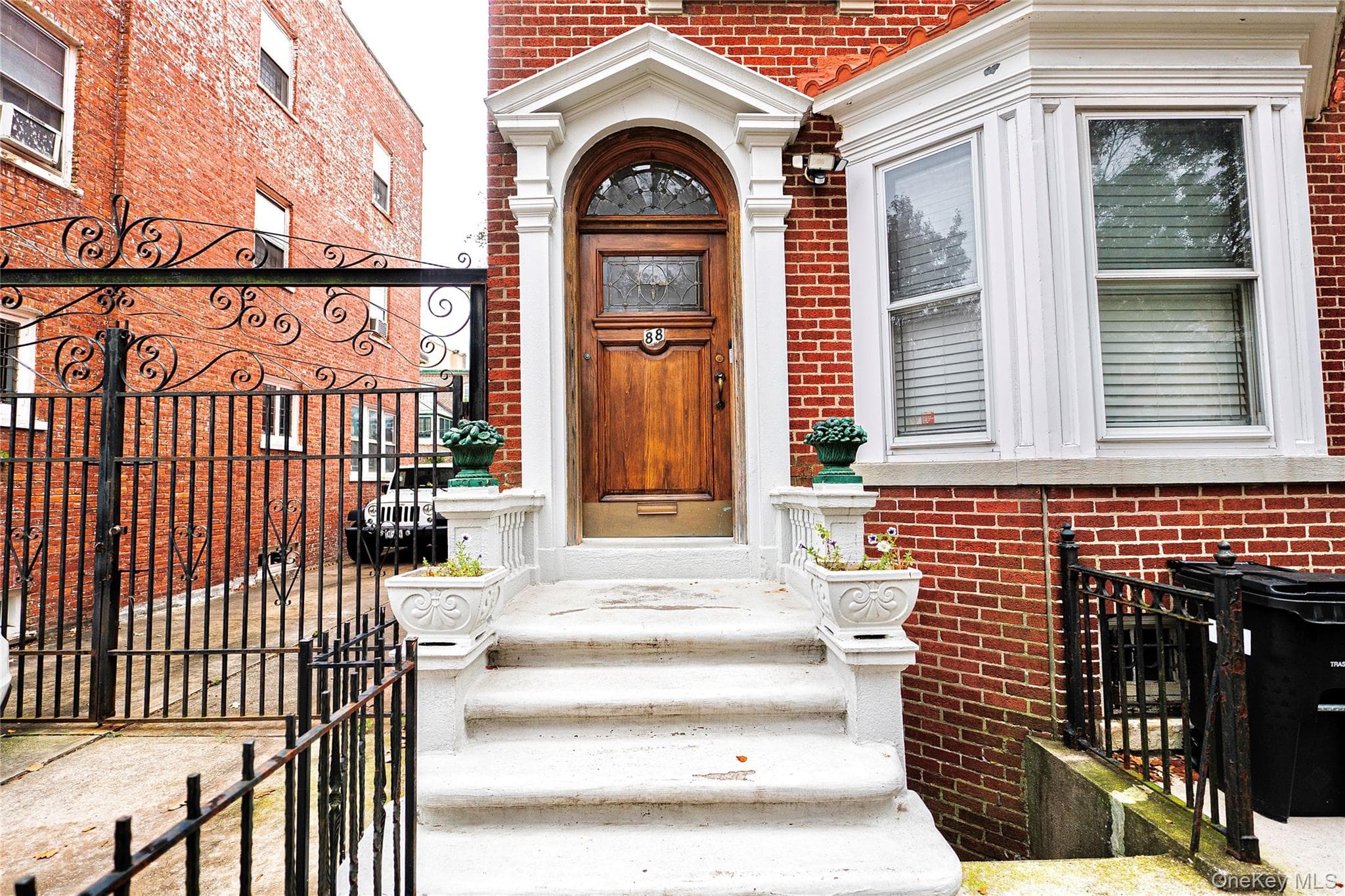 88 Midwood Street thumbnail 11