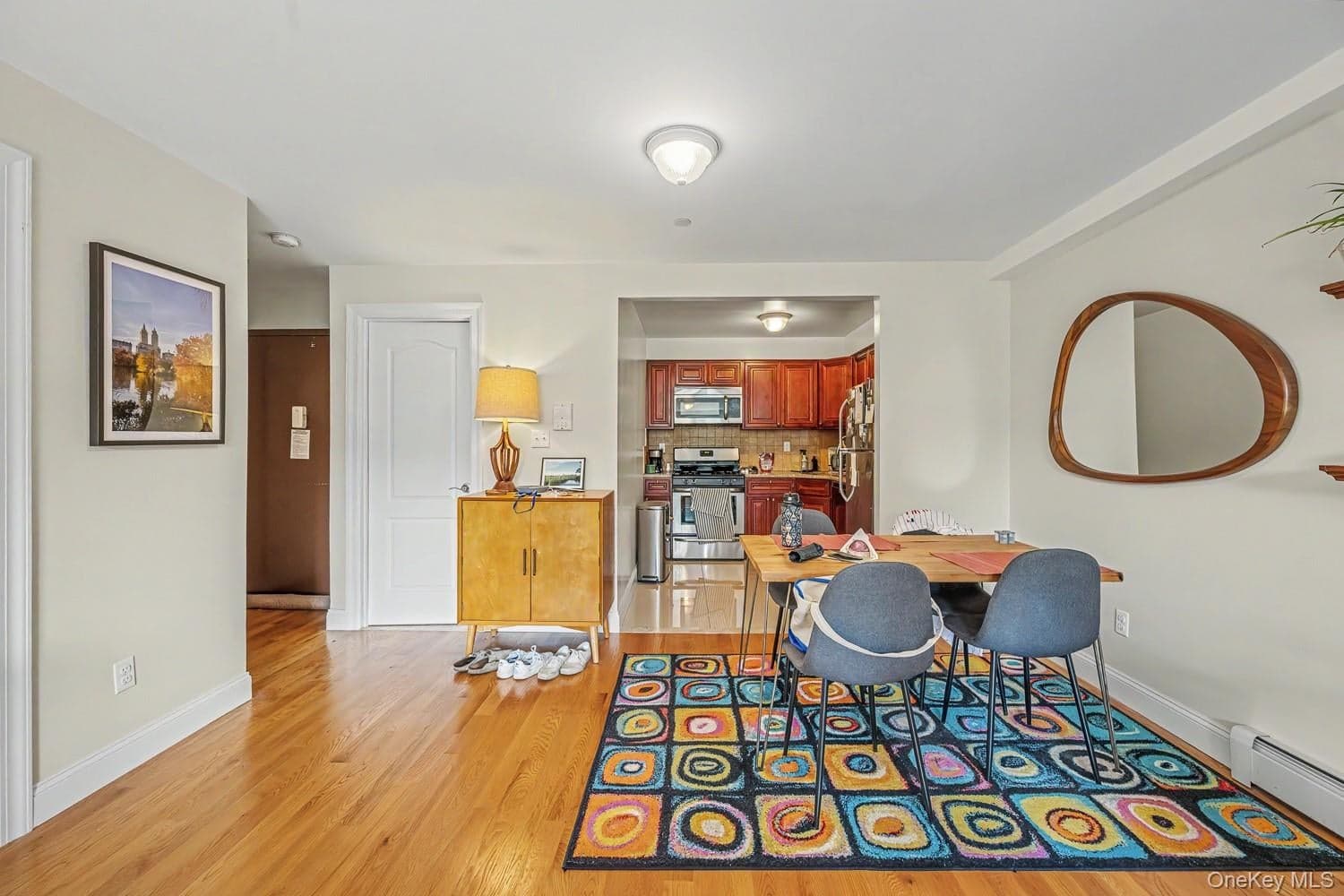 28-29 35th Street thumbnail 5