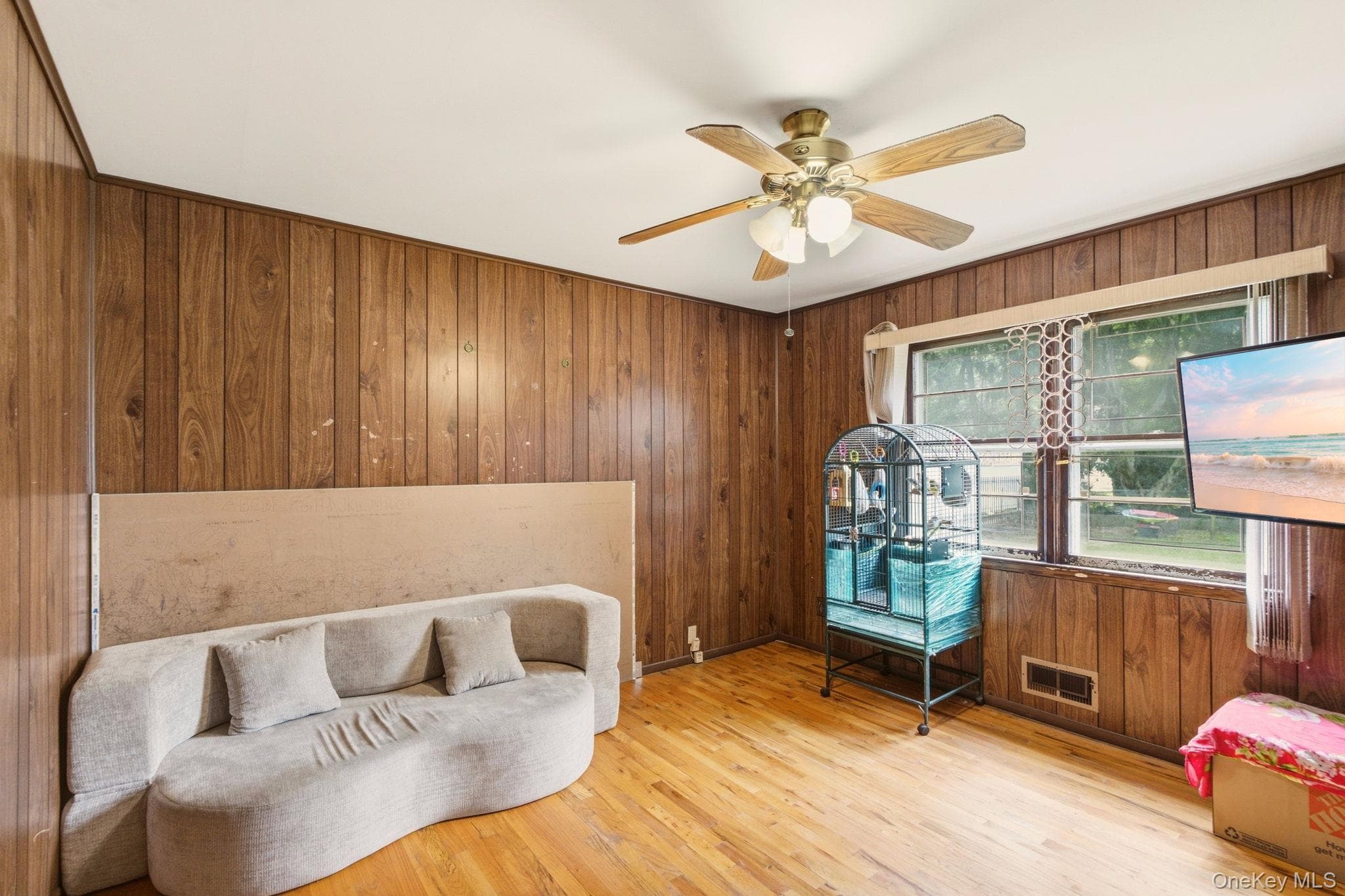 18044 Grand Central Parkway thumbnail 23