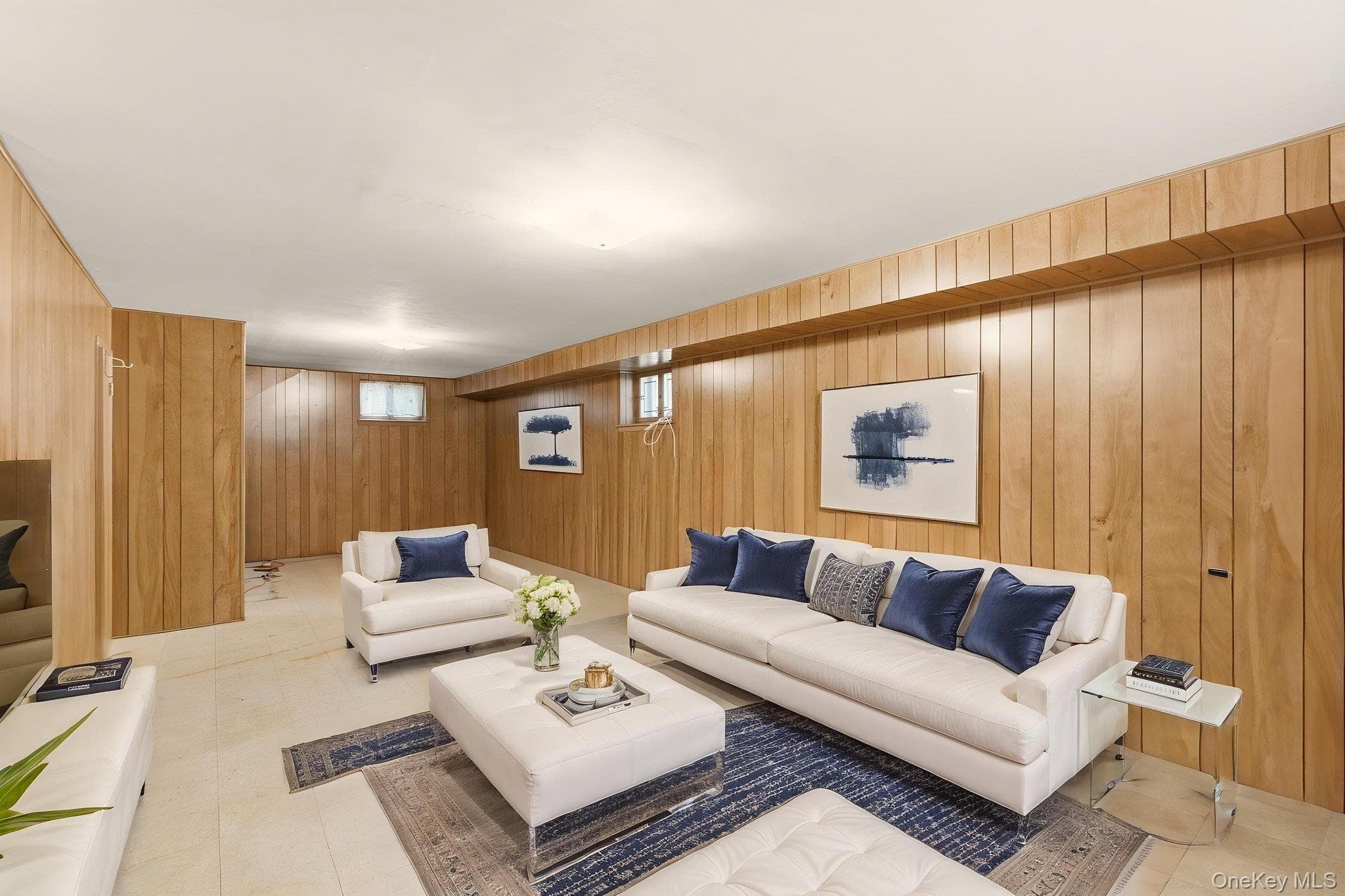 18044 Grand Central Parkway thumbnail 24