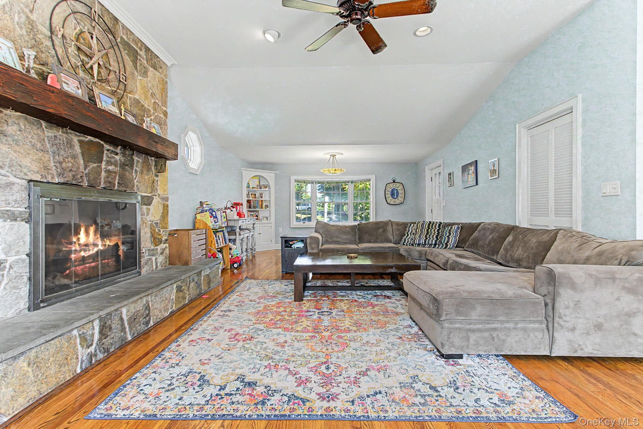 31 Cypress Lane thumbnail 3