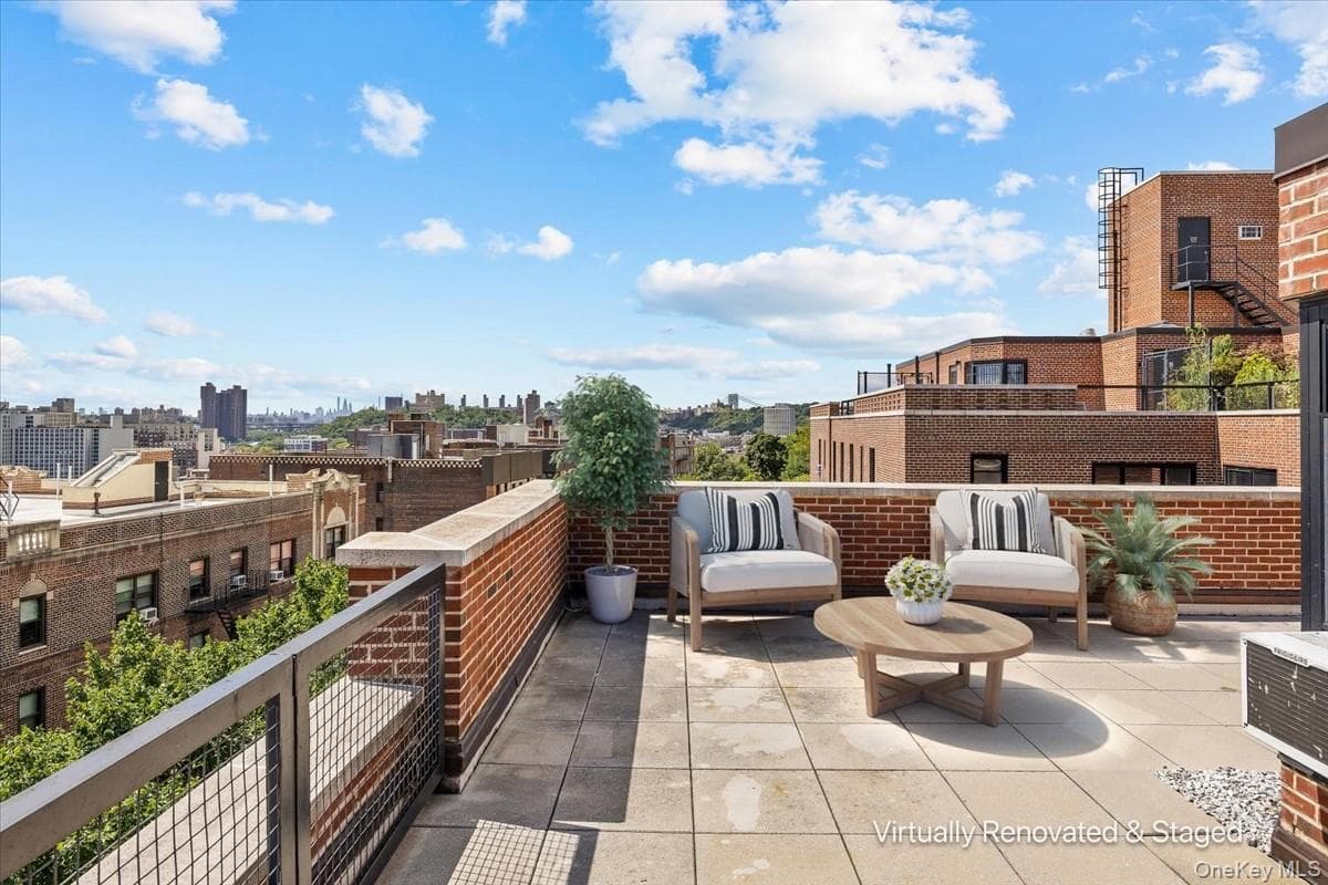 65 Park Terrace East TER Unit: C86 photo 1