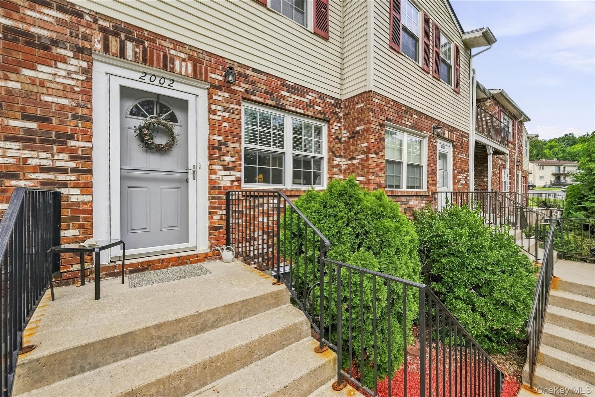 276 Temple Hill Road Unit: 2002 thumbnail 4