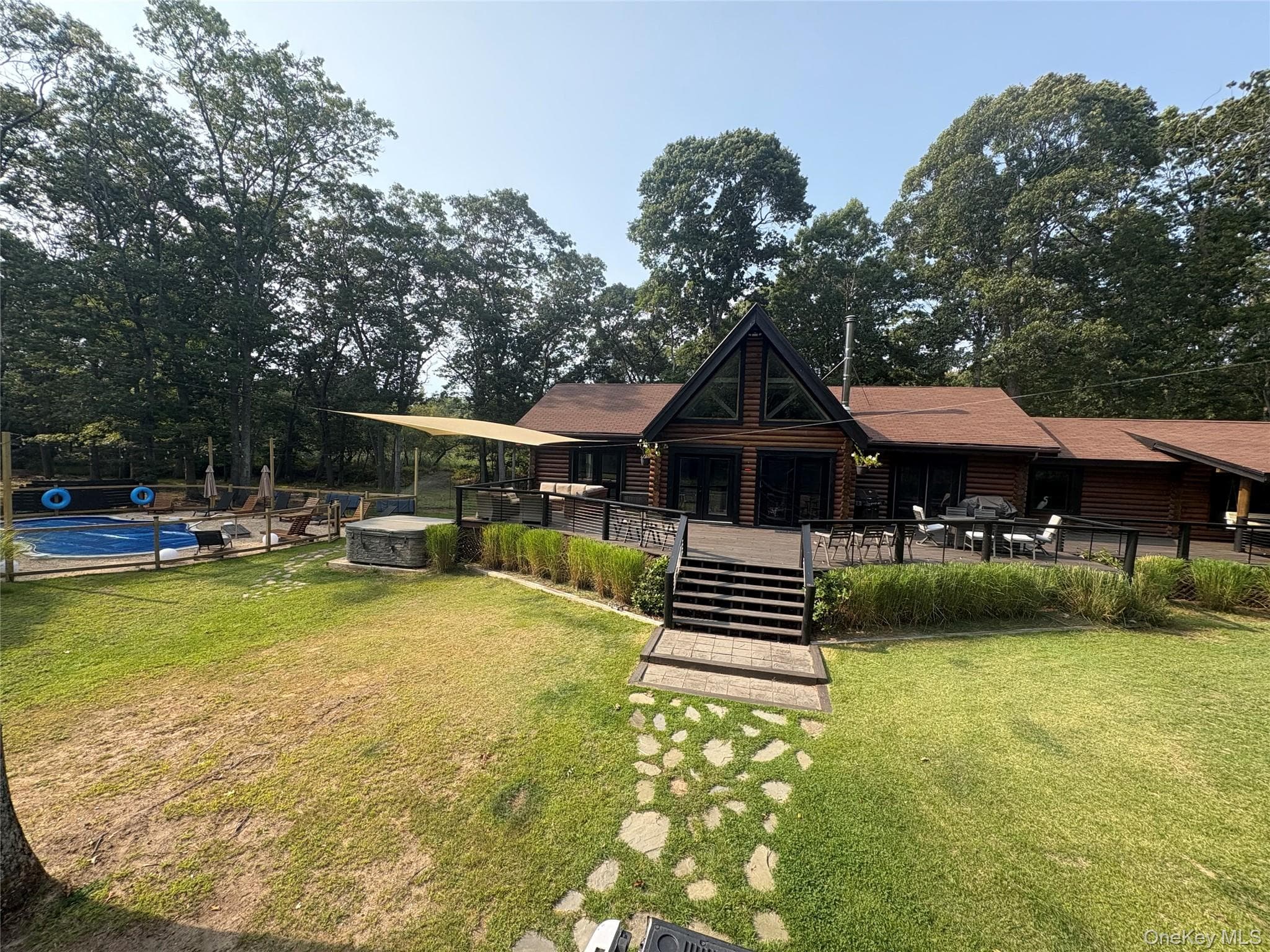 1710 Gull Pond Lane thumbnail 2