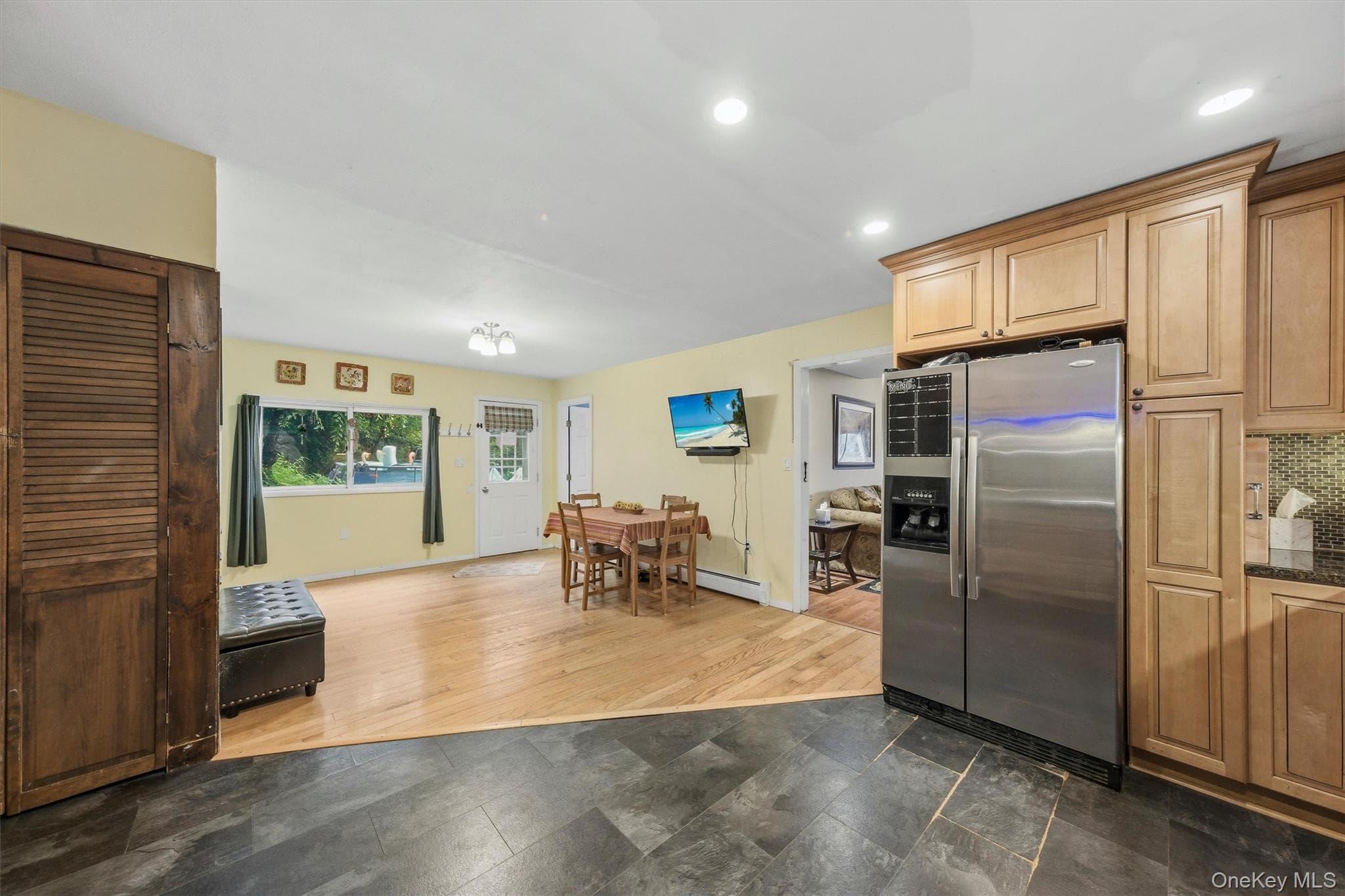 256 Haviland Drive thumbnail 11