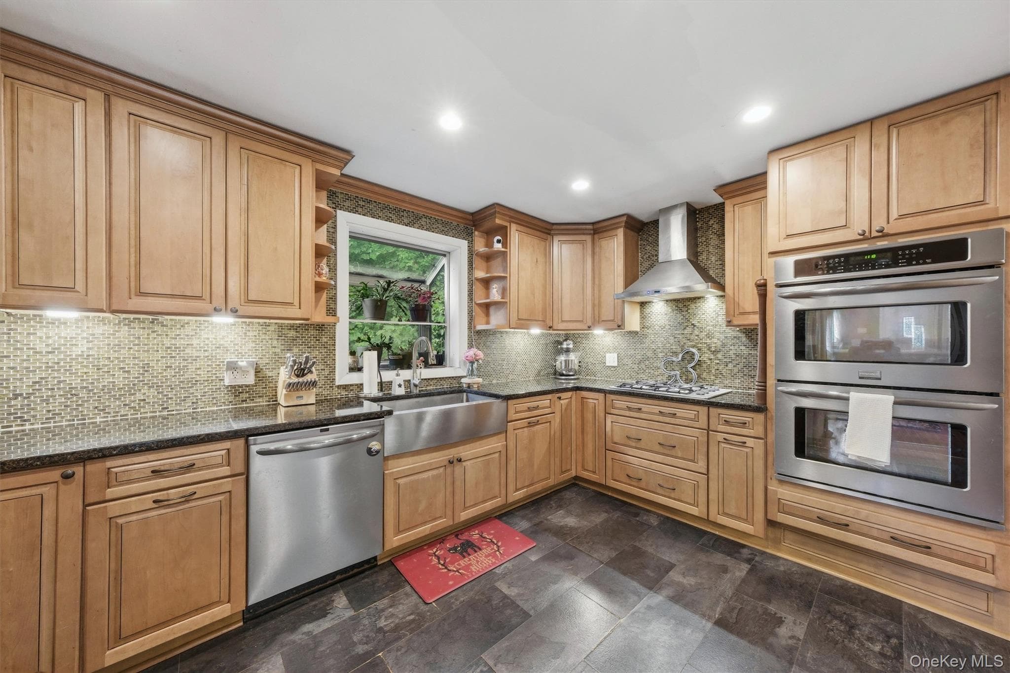 256 Haviland Drive thumbnail 7