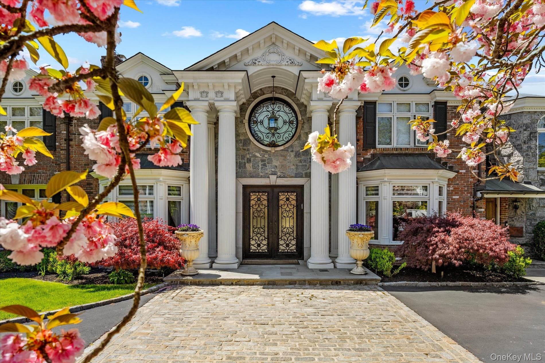 10 Hemlock Drive thumbnail 2