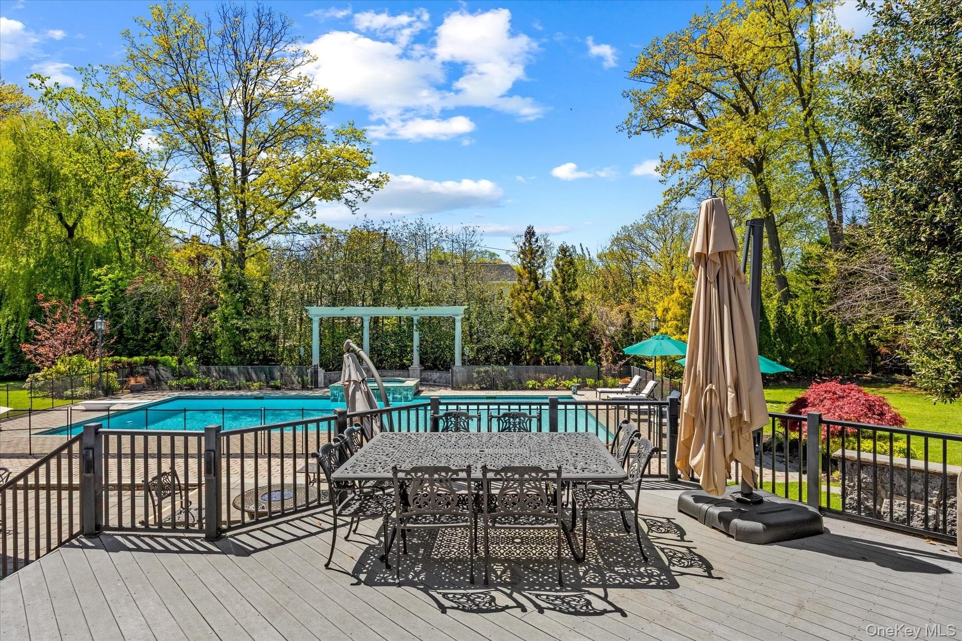 10 Hemlock Drive thumbnail 39